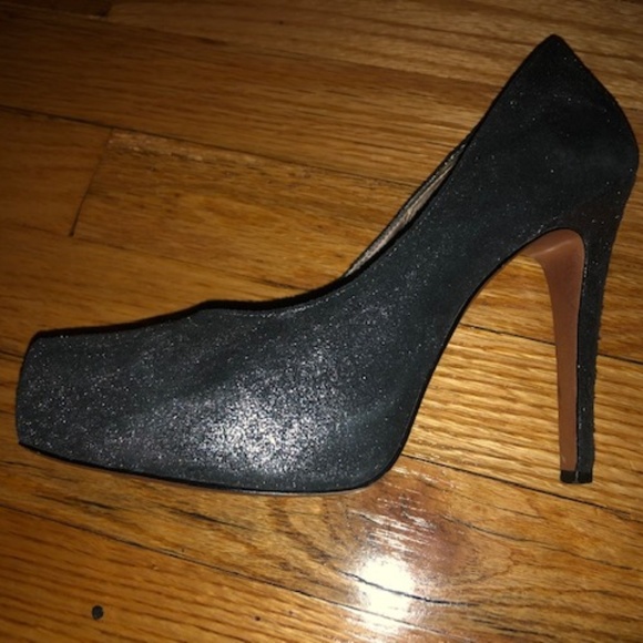 BCBGeneration gunmetal heels - Picture 3 of 5
